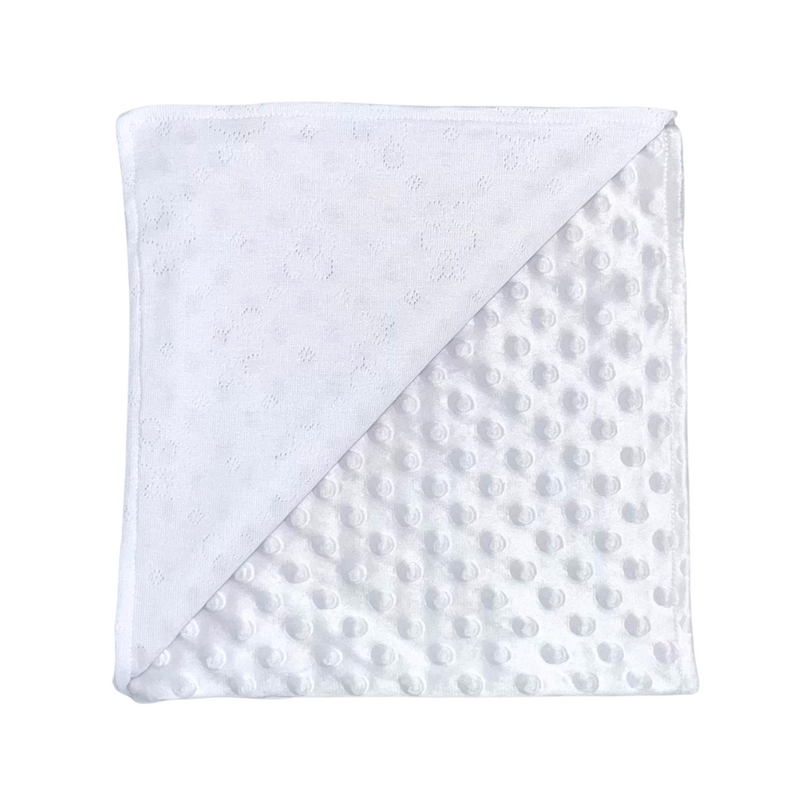 Primera muda de caja blanca